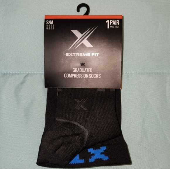 Extreme Fit Accessories - NWT Extreme Fit Compression Socks